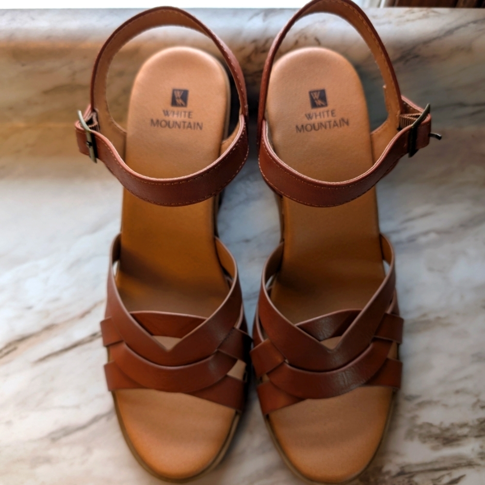 White Mountain Bergen Heeled Sandal - Picture 4 of 6